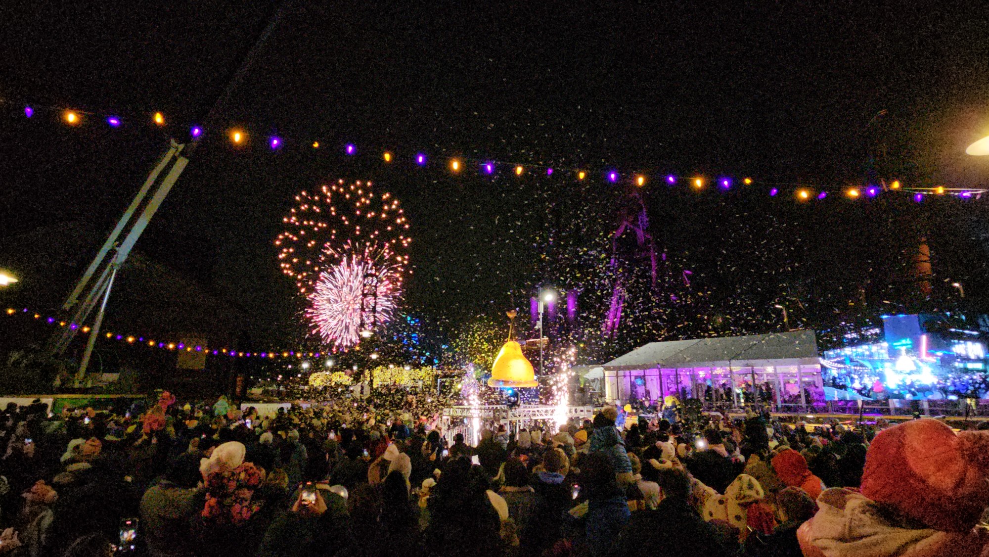 The Peeps chick drops to ring in 2026 on the second night of PeepsFest 2025, Wednesday evening, Dec. 31, 2025, at SteelStacks in Bethlehem (John Misinco/The Morning Call)
